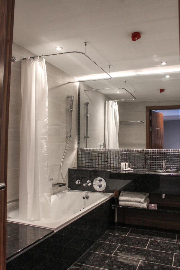 Crowne Plaza London Heathrow T4 By Ihg Hotel Hillingdon Exterior foto