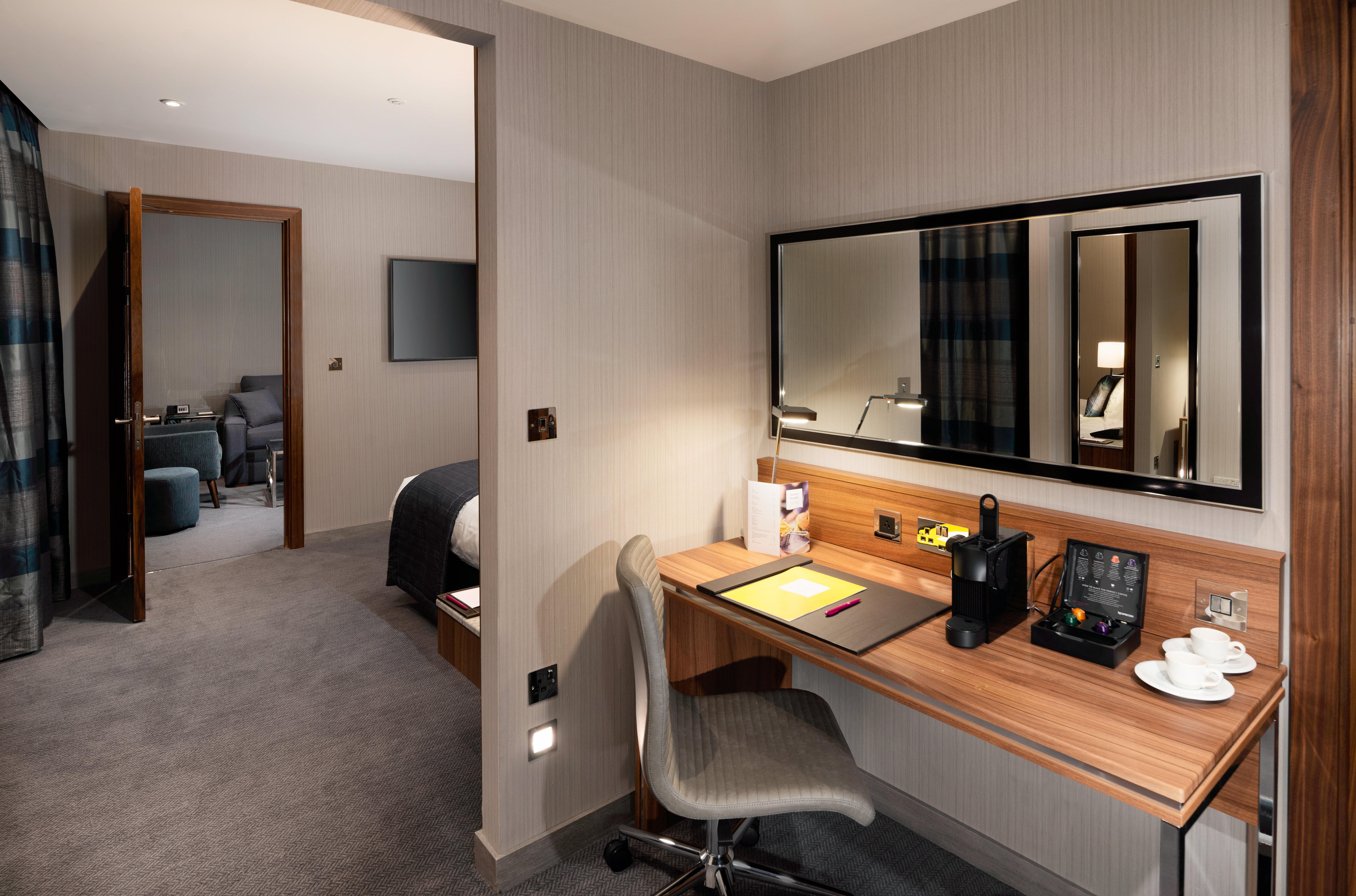 Crowne Plaza London Heathrow T4 By Ihg Hotel Hillingdon Exterior foto